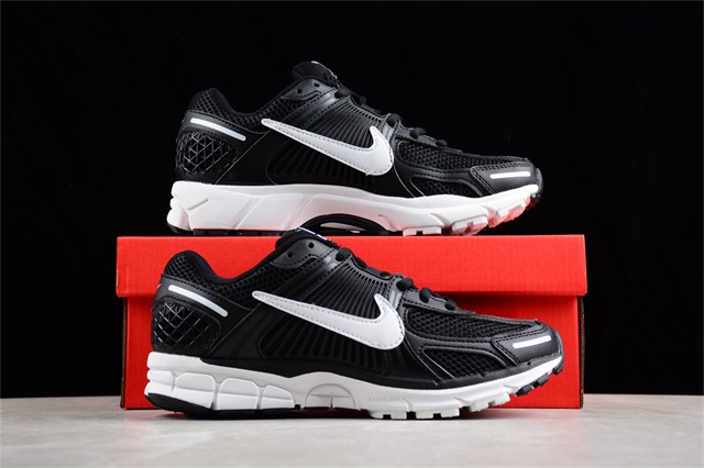 men air ZOOM VOMERO V5 shoes 2023-12-18-008